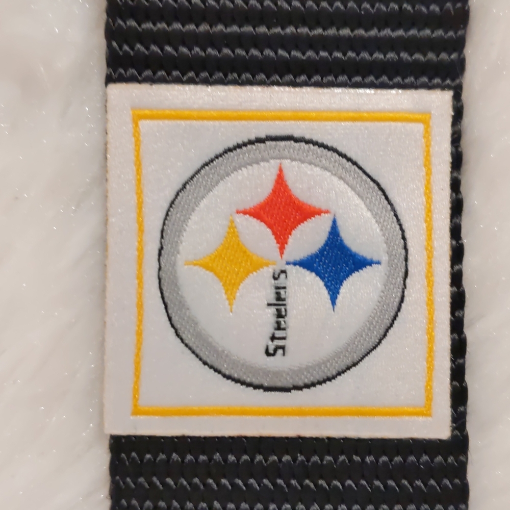 NFL Pittsburgh Steelers Field Belt Unisex Size S / M Waist 32” - 42” Men Wom NWT
